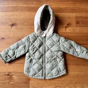 Zara Unisex Quilted Lightweight Puffer Jacket in Light Green